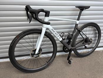 Used scott addict rc pro Scott addict rc pro Custom Shimano Ultegra 2025 Road & Gravel, Black — image 3 of 6