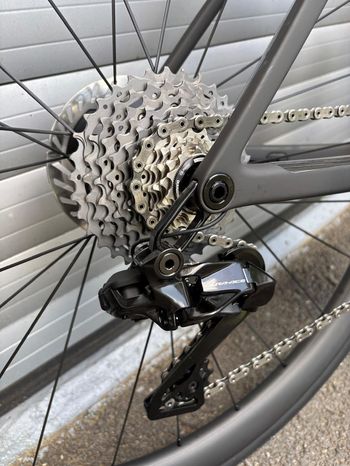 Used scott addict rc pro Scott addict rc pro Custom Shimano Ultegra 2025 Road & Gravel, Black — image 4 of 6
