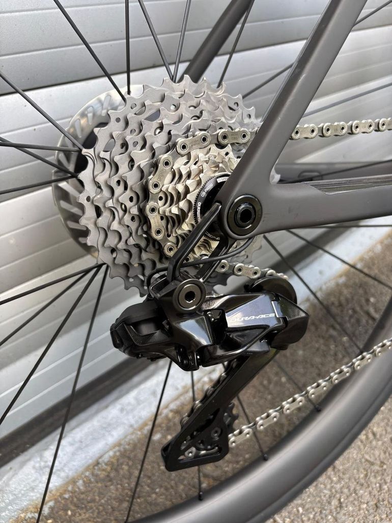 Used scott addict rc pro Scott addict rc pro Custom Shimano Ultegra 2025 Road & Gravel, Black — image 4 of 6