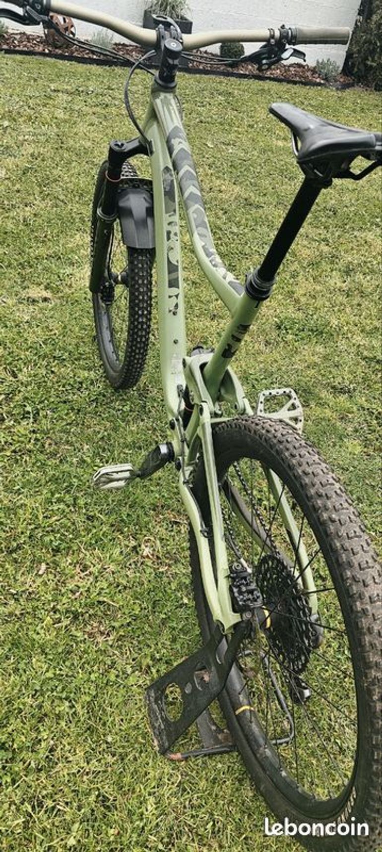 Used Giant Giant Trance 3 2020 27'5 2020 Mountainbike — image 2 of 7