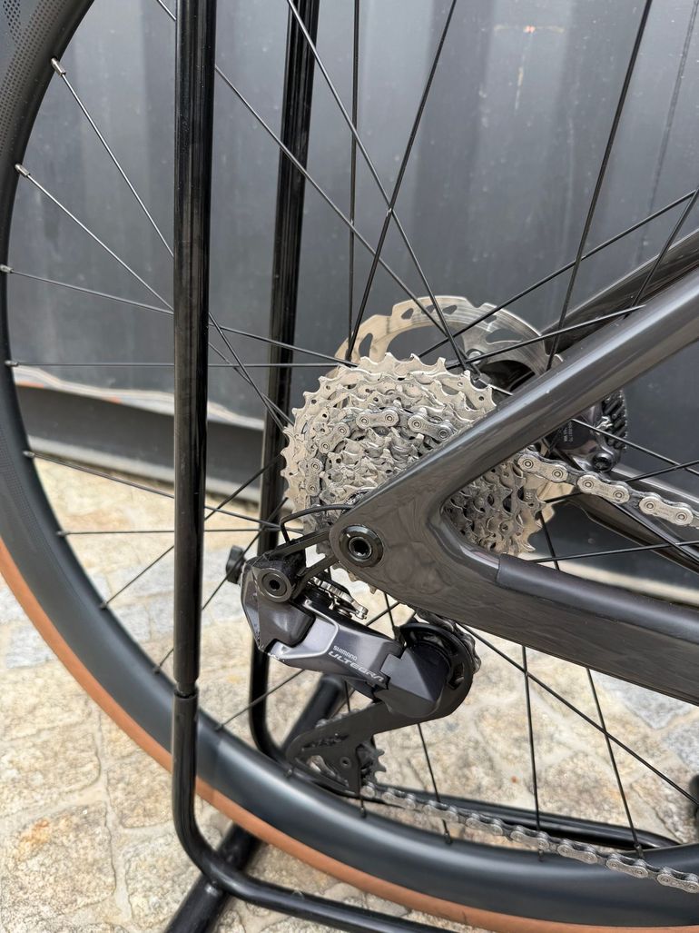 Used Scott Addict RC eRIDE 10 2025 2025 Road & Gravel — image 9 of 10