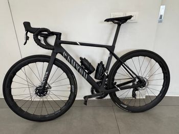 Used Canyon Ultimate CFR AXS 2025 2025 Road & Gravel — image 2 of 5