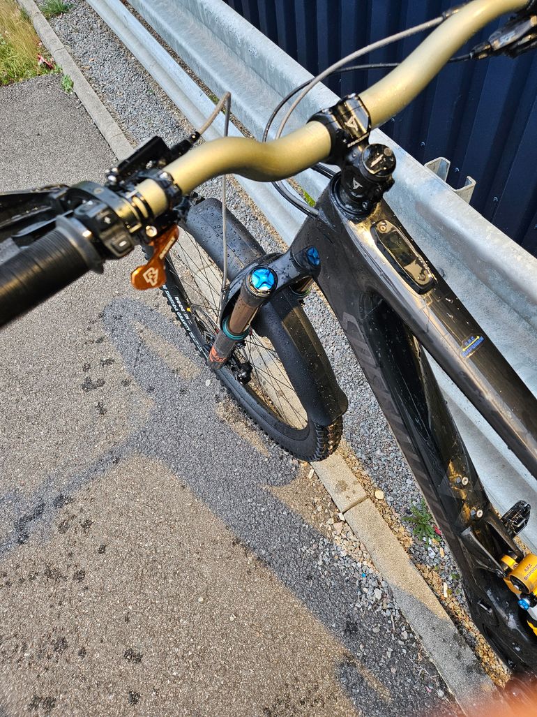 Used Specialized Shimano Deore XT 2021 Mountainbike — image 4 of 6