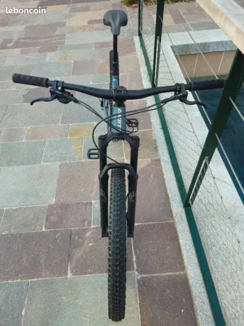 Used Giant Giant Fathom 1 2022 - Taille L 2022 Mountainbike — image 13 of 15