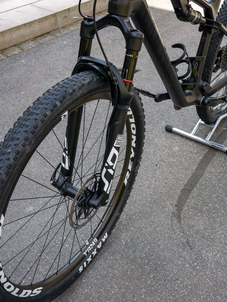 Used Canyon Lux CF SLX 9.0 2020 2020 Mountainbike — image 7 of 14
