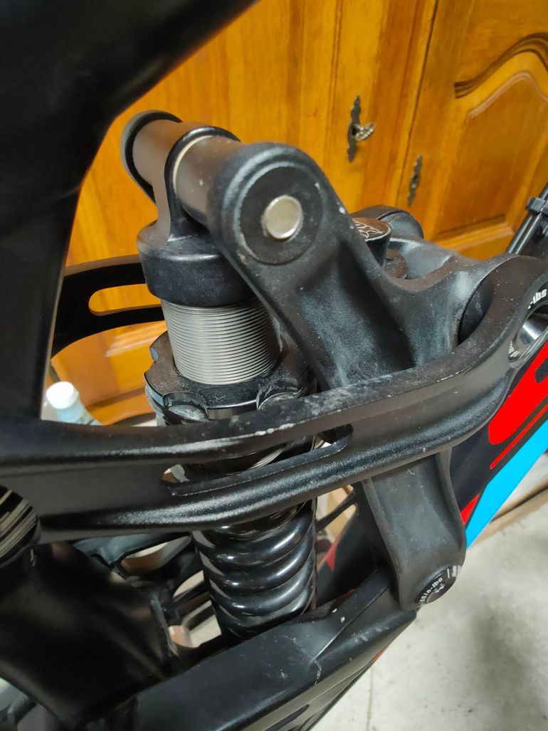 Used Scott Gambler 30 2014 Mountainbike, Schwarz — image 3 of 6