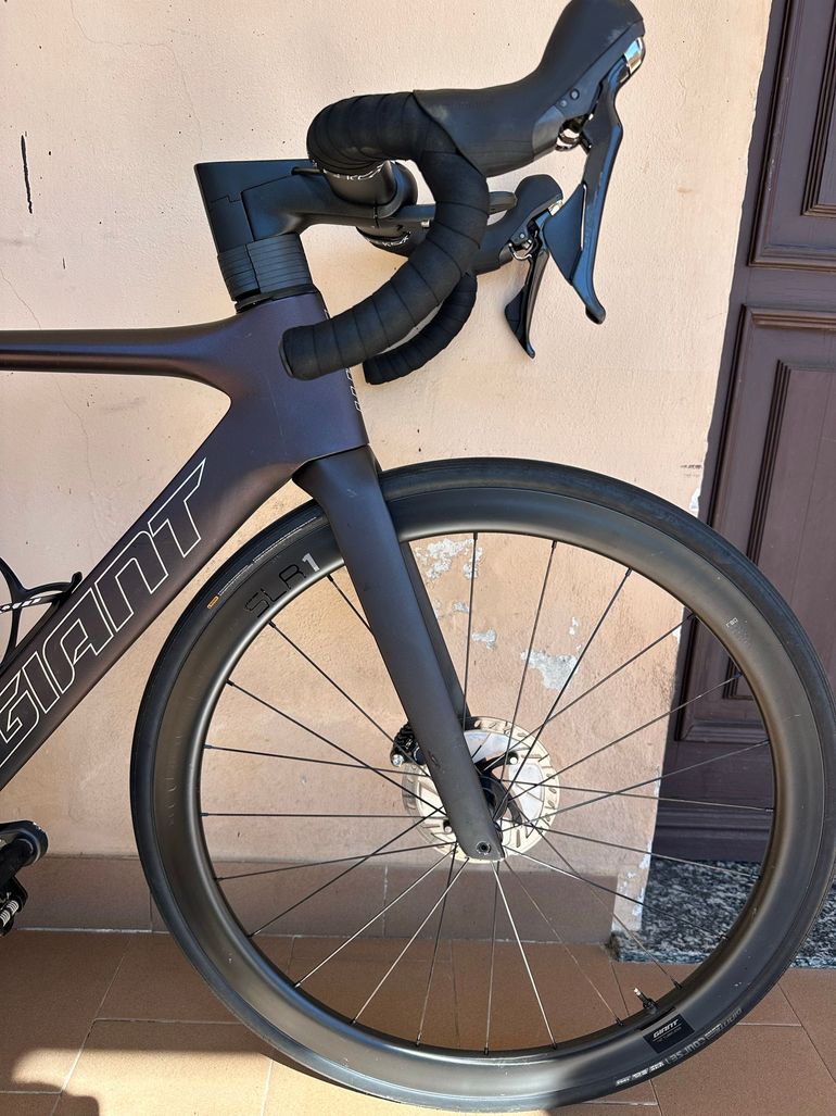 Used Giant Propel Advanced 1 Disc 2020 2020 Road & Gravel, Black — image 5 of 17