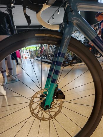 Used Specialized Crux Expert - SRAM Rival XPLR AXS 2026 2026 Road & Gravel — image 6 of 11