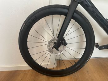 Used Trek Domane SL 6 2020 2020 Road & Gravel, Schwarz — image 7 of 12