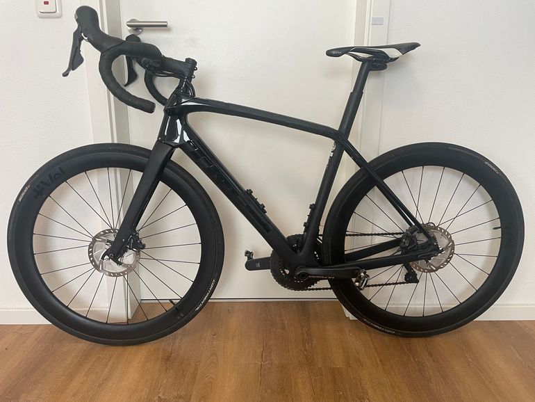 Used Trek Domane SL 6 2020 2020 Road & Gravel, Schwarz — image 2 of 12