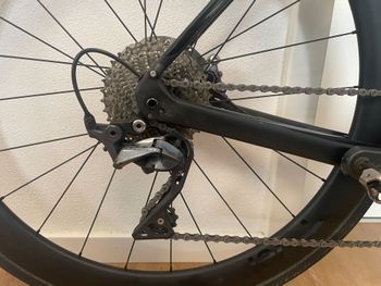 Used Trek Domane SL 6 2020 2020 Road & Gravel, Schwarz — image 4 of 12