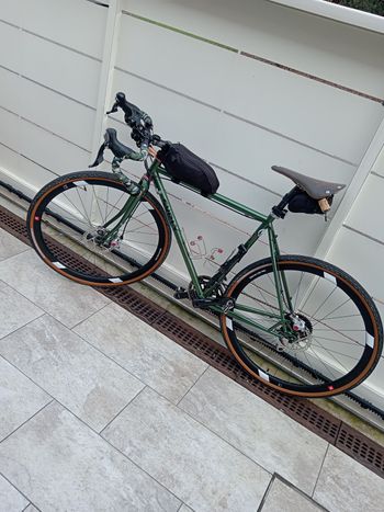 Used Surly Straggler 2017 2017 Road & Gravel, Green — image 2 of 7