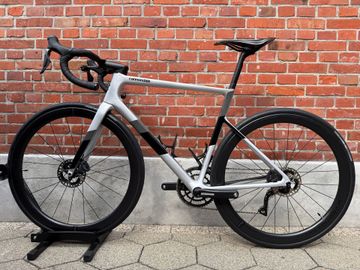 Used Cannondale Supersix Shimano Ultegra Di2 2023 Road & Gravel, Light Gray — image 10 of 14