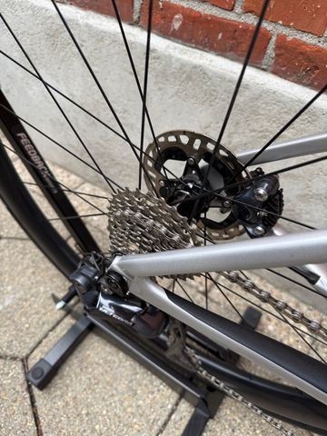Used Cannondale Supersix Shimano Ultegra Di2 2023 Road & Gravel, Light Gray — image 9 of 14
