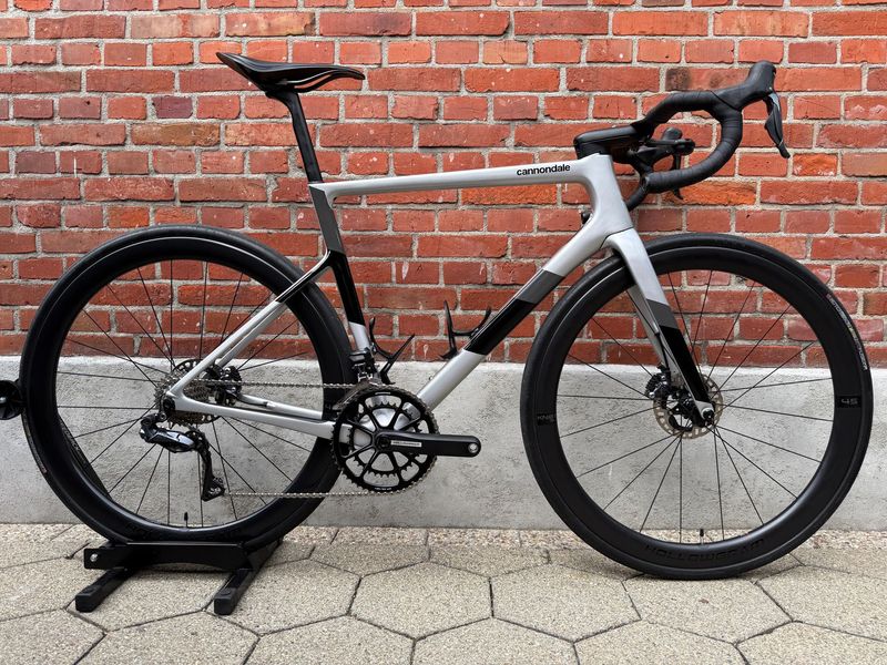Used Cannondale Supersix Shimano Ultegra Di2 2023 Road & Gravel