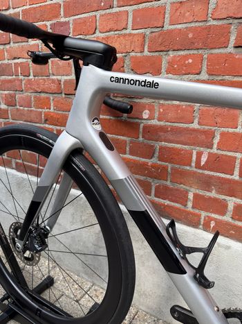 Used Cannondale Supersix Shimano Ultegra Di2 2023 Road & Gravel — image 13 of 14