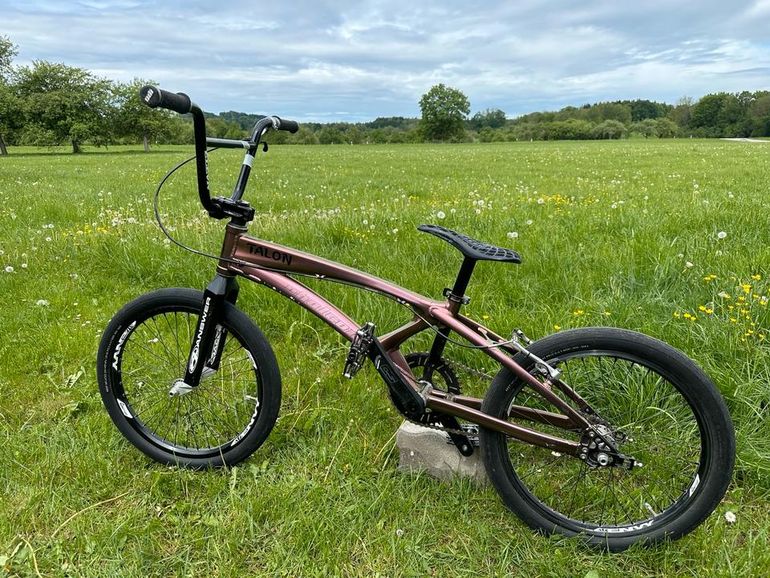 Used Stevens Stevens Xenon Carbon Rennrad 2023 Road & Gravel, Weiß — image 11 of 15