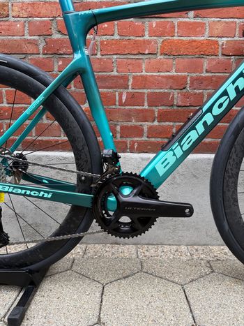 Used Bianchi Infinito Pro ULTEGRA DI2 4IIII PWM 2026 2026 Road & Gravel — image 3 of 17
