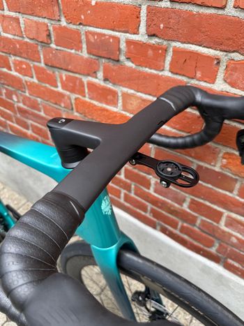 Used Bianchi Infinito Pro ULTEGRA DI2 4IIII PWM 2026 2026 Road & Gravel — image 7 of 17
