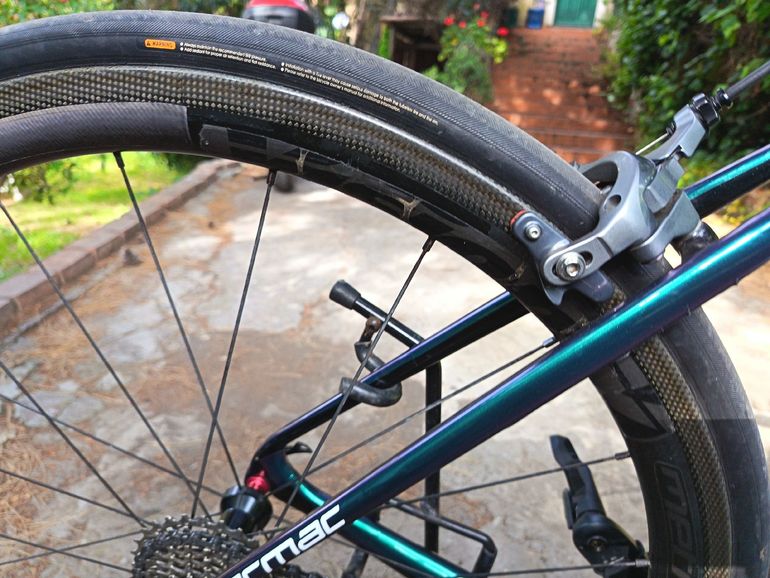 Used Specialized Tarmac Shimano Ultegra 2017 Road & Gravel — image 4 of 8