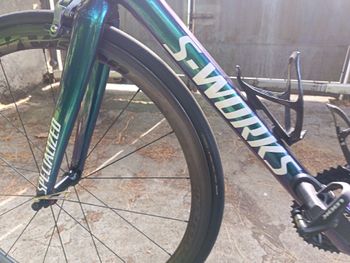 Used Specialized Tarmac Shimano Ultegra 2017 Road & Gravel — image 2 of 8