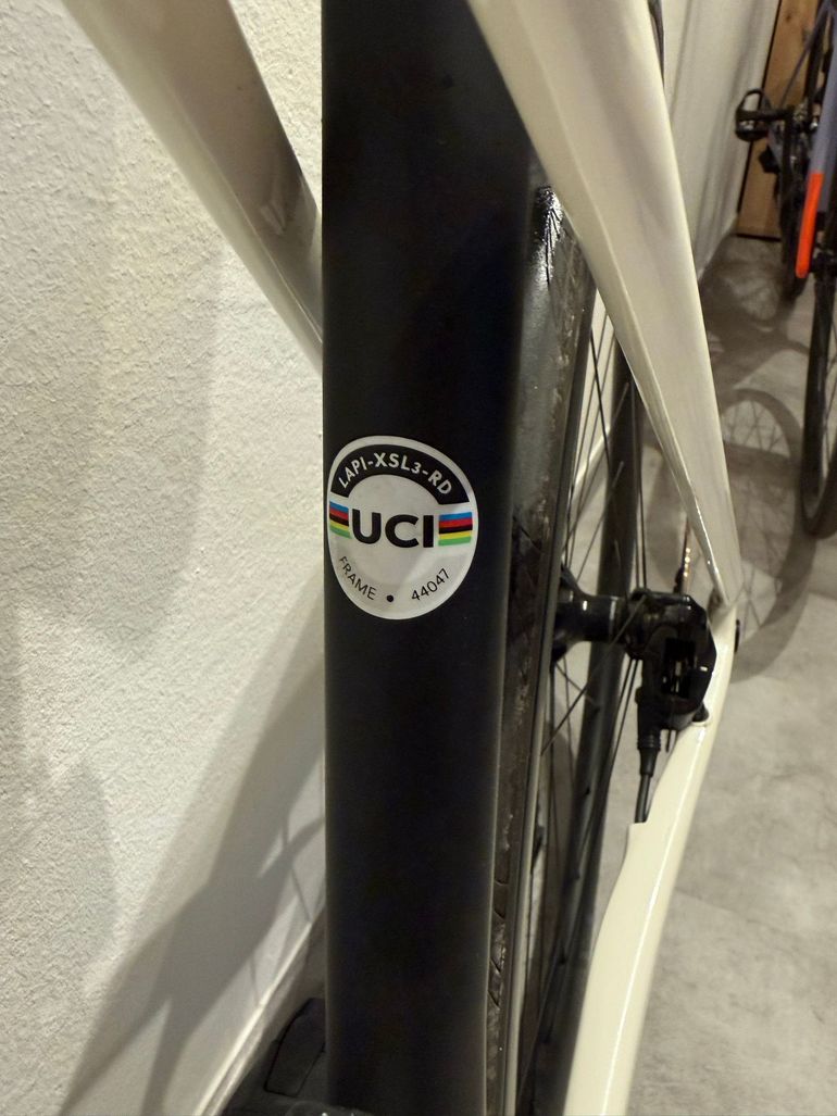 Used Lapierre Xelius SL 8.0 AXS 2024 2024 Road & Gravel — image 2 of 6