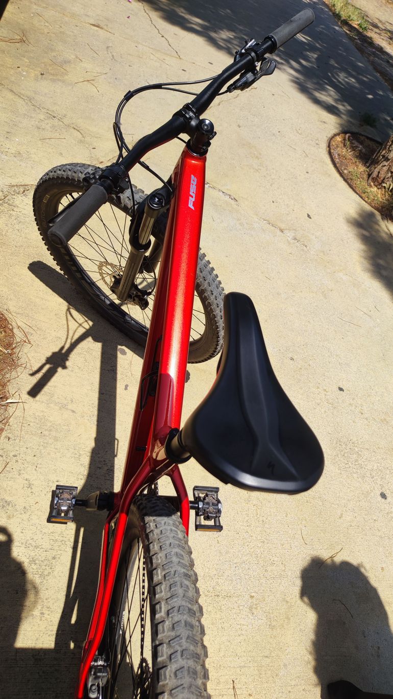 Used Specialized Fuse Comp 29 2021 2021 Mountainbike — image 9 of 10