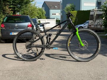 Używany RAAW Jibb V1 Frame Kit 2024 2024 Mountainbike — zdjęcie 1 z 6
