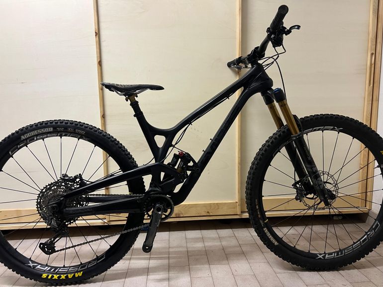 Used Evil Offering / XTR 2020 2020 Mountainbike, Black, 29 — image 6 of 7