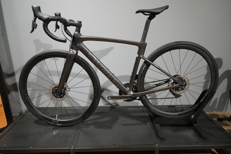 Used Specialized S-Works Roubaix SL8 – SRAM RED AXS 2025 2025 Road & Gravel — image 8 of 11