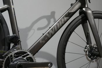 Used Specialized S-Works Roubaix SL8 – SRAM RED AXS 2025 2025 Road & Gravel — image 4 of 11