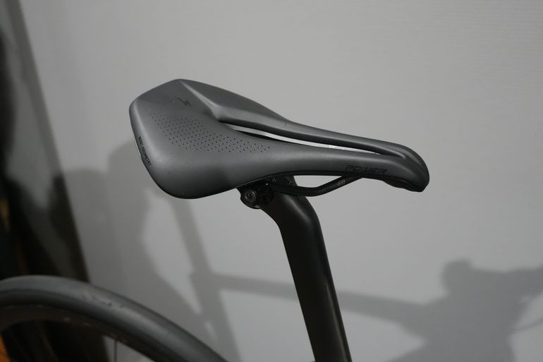 Used Specialized S-Works Roubaix SL8 – SRAM RED AXS 2025 2025 Road & Gravel — image 6 of 11