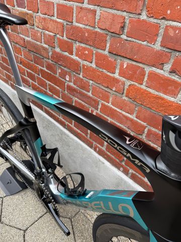 Used Pinarello Dogma Shimano Dura Ace Di2 2024 Road & Gravel, Black — image 8 of 16