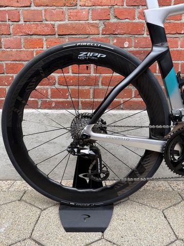 Used Pinarello Dogma Shimano Dura Ace Di2 2024 Road & Gravel, Black — image 2 of 16