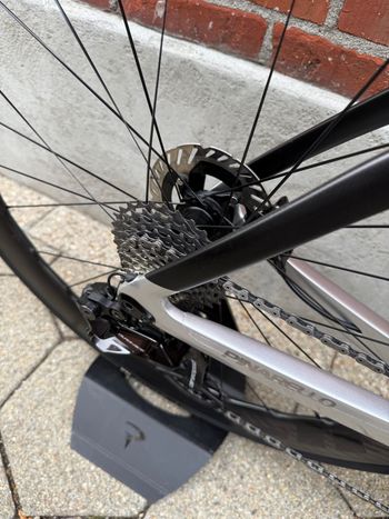 Used Pinarello Dogma Shimano Dura Ace Di2 2024 Road & Gravel — image 10 of 16