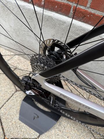 Used Pinarello Dogma Shimano Dura Ace Di2 2024 Road & Gravel, Black — image 10 of 16