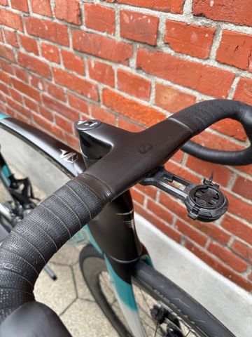 Used Pinarello Dogma Shimano Dura Ace Di2 2024 Road & Gravel, Black — image 7 of 16