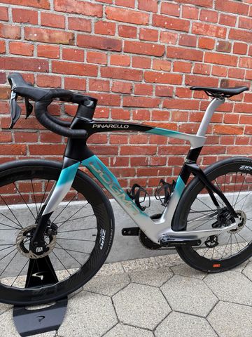 Used Pinarello Dogma Shimano Dura Ace Di2 2024 Road & Gravel, Black — image 12 of 16