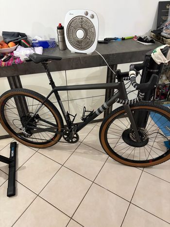 Used Specialized Crux Comp 2022 2022 Road & Gravel, Black — image 11 of 12