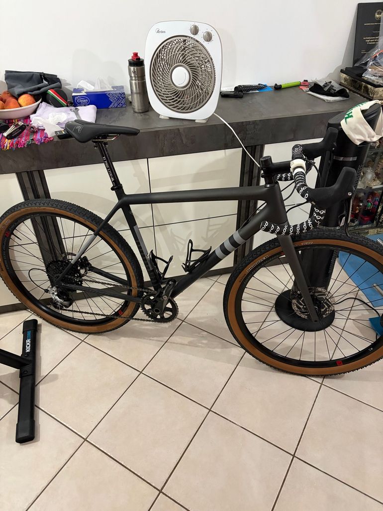 Used Specialized Crux Comp 2022 2022 Road & Gravel, Black — image 11 of 12