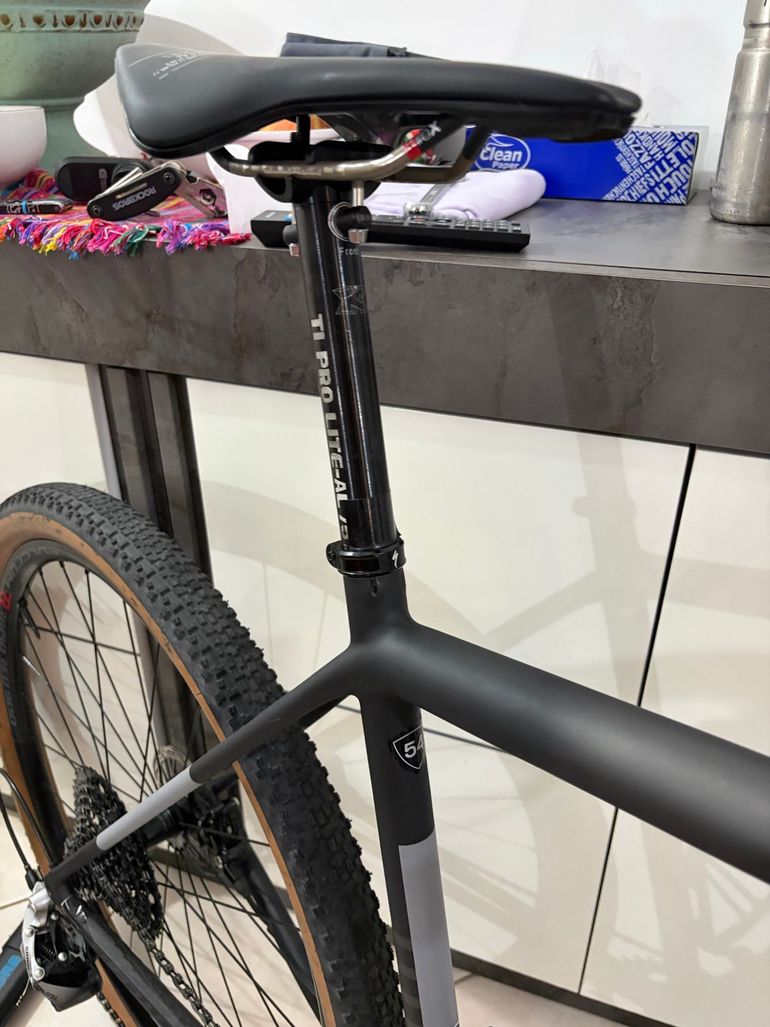 Used Specialized Crux Comp 2022 2022 Road & Gravel, Black — image 7 of 12