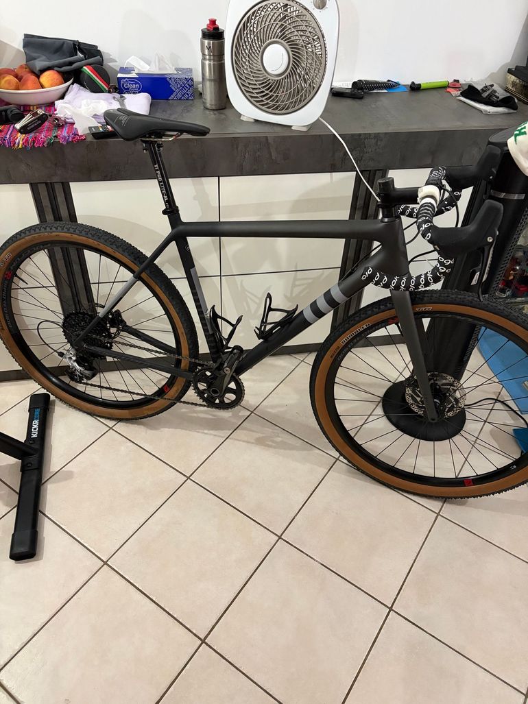 Used Specialized Crux Comp 2022 2022 Road & Gravel, Black — image 4 of 12