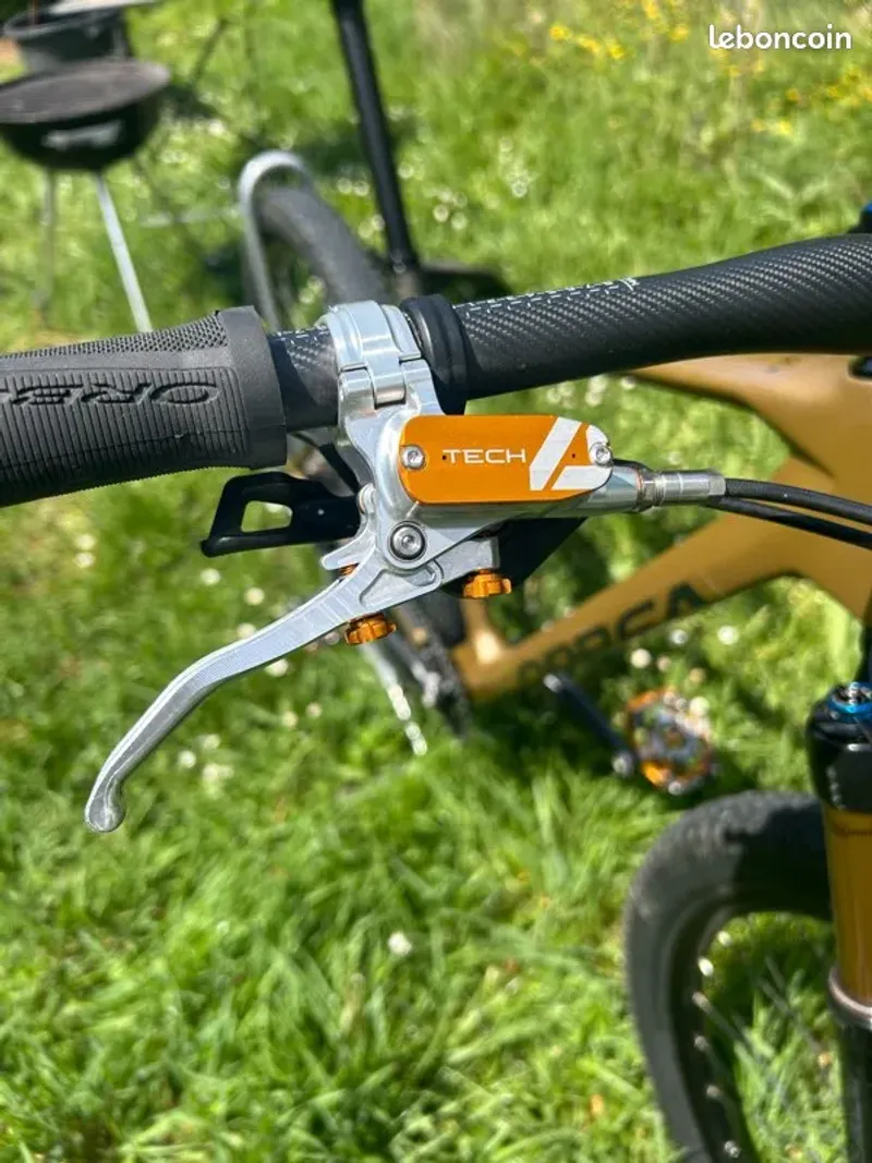 Orbea ALMA M30 2024 2024 Mountainbike usato, Arancione — immagine 3 di 8