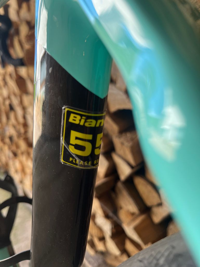 Used Bianchi Oltre XR3 Ultegra Di2 2020 2020 Road & Gravel — image 2 of 6