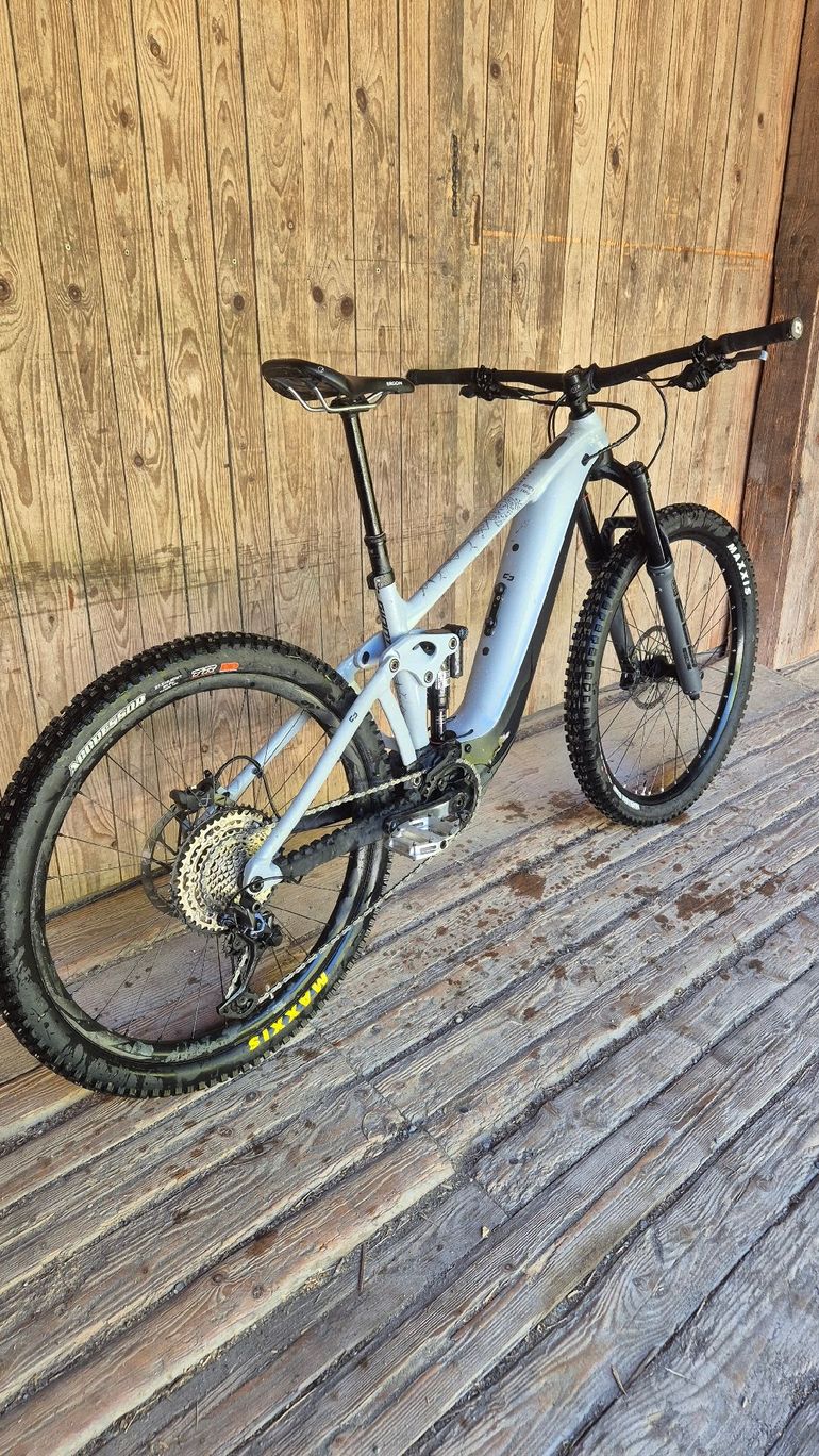 Used Giant Reign E+ 1 2022 2022 Mountainbike, White, 29 — image 7 of 8