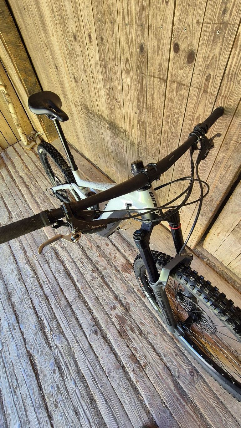 Used Giant Reign E+ 1 2022 2022 Mountainbike, White, 29 — image 8 of 8