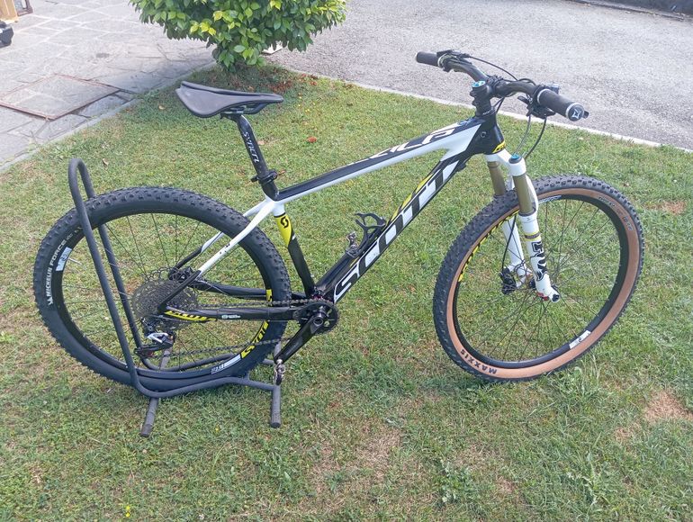 Used Scott Scale 910 2020 2020 Mountainbike, Black — image 1 of 10
