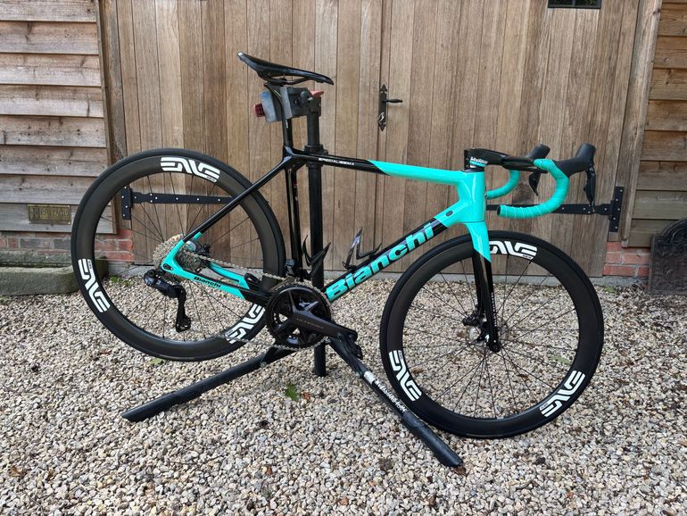 Gebrauchtes Bianchi Specialissima Shimano Ultegra Di2 2024 Road & Gravel, Grün — Bild 1 von 10