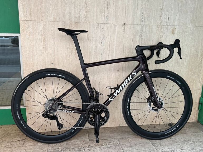 Used Specialized S-Works Tarmac SL8 - Shimano Dura-Ace Di2 2026 2026 Road & Gravel, Schwarz — image 2 of 15