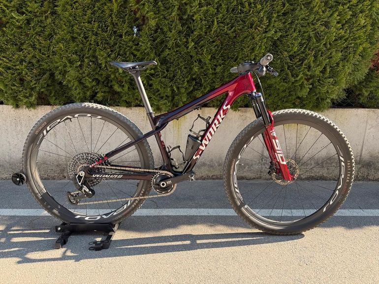 Used Specialized S-Works Tarmac SL8 - Shimano Dura-Ace Di2 2026 2026 Road & Gravel, Schwarz — image 12 of 15
